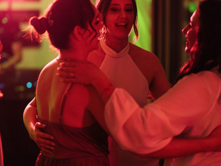 DJ für alle, DJ, Hochzeit, Geburtstag, Firmenevents, Hamburg, Fotobox, Audio Gästebuch Telefon