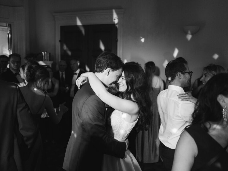 DJ für alle, DJ, Hochzeit, Geburtstag, Firmenevents, Hamburg, Fotobox, Audio Gästebuch Telefon